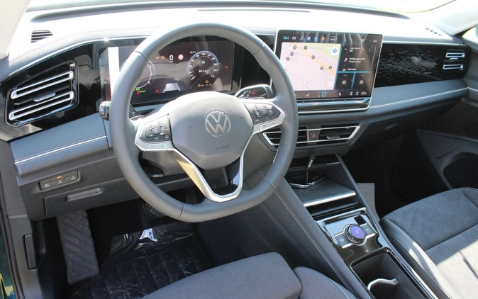 Volkswagen Tiguan cena 197900 przebieg: 5, rok produkcji 2024 z Narol małe 137